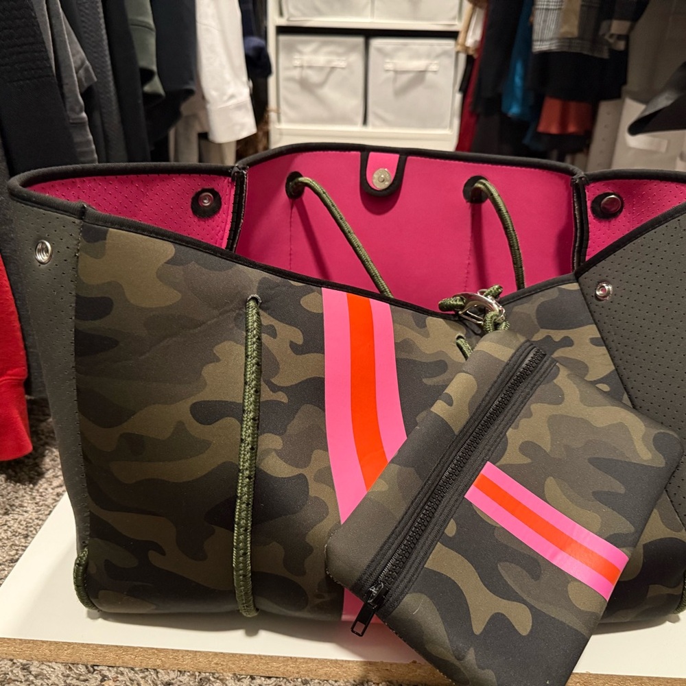 COPY - Haute Shore tote bag Greyson Show-Off Neoprene